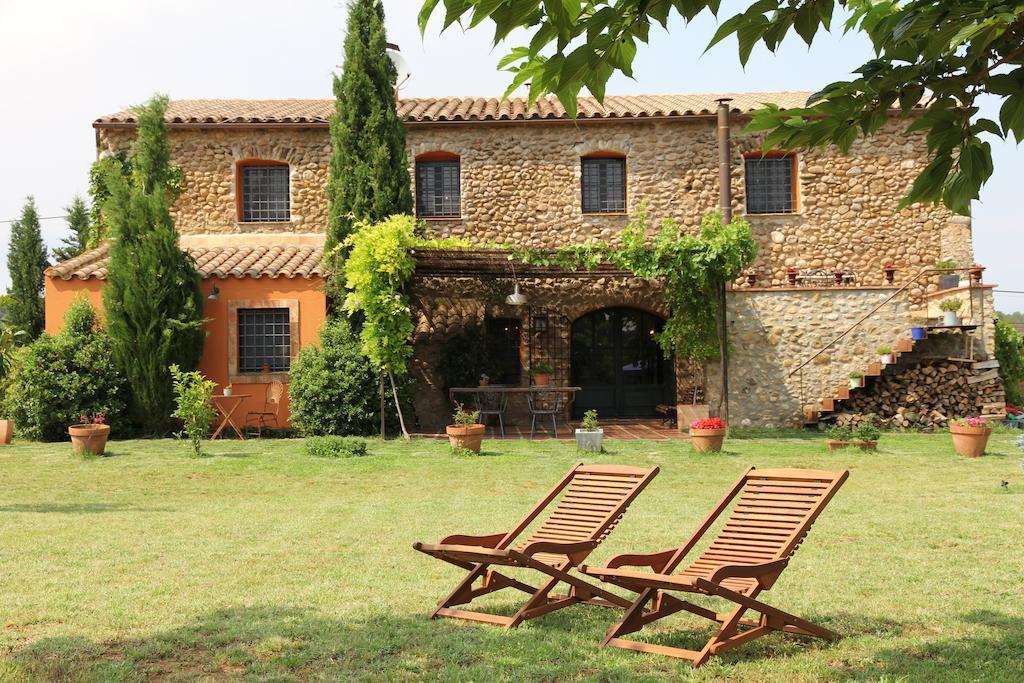Hostal Nou De Crespiá Buitenkant foto